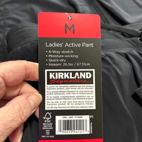 Kirkland Signature Black Activewear Set - Picture 6 of 7